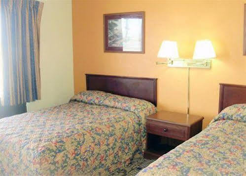Rodeway Inn Perry ภายนอก รูปภาพ